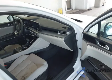 2021 Kia K5 Lxs из США, поврежденный, VIN 5XXG14J24MG030691